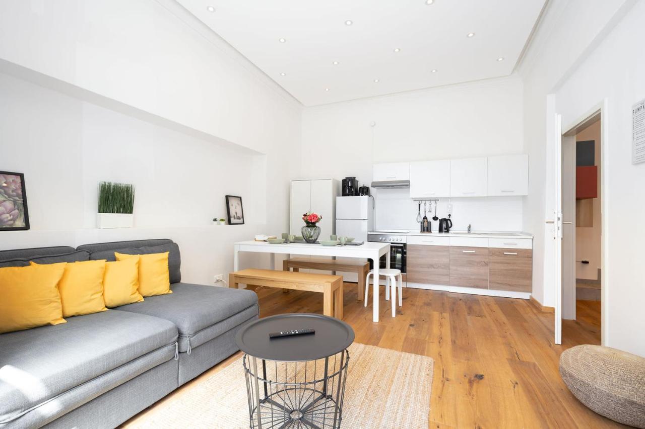 Wiesen Living - Apartment For Up To Twelve People Monaco di Baviera Esterno foto